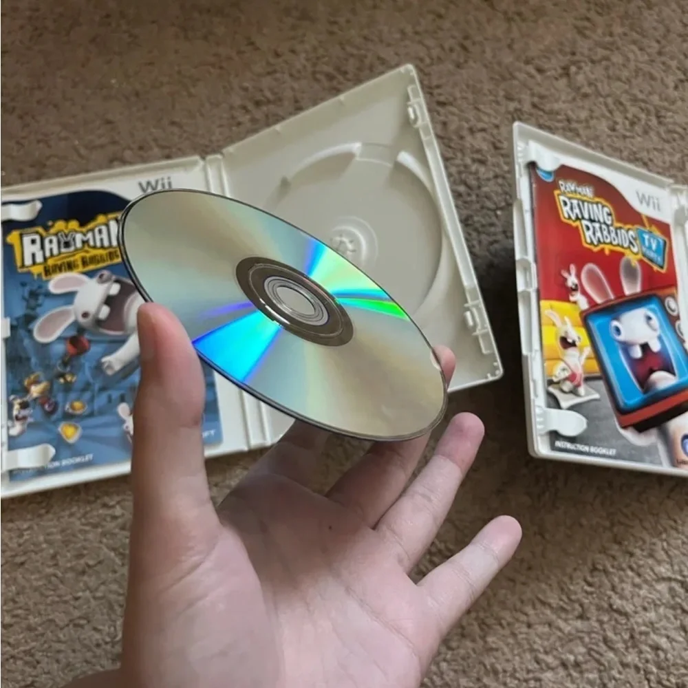 Wii Raving Rabbids Game Bundle